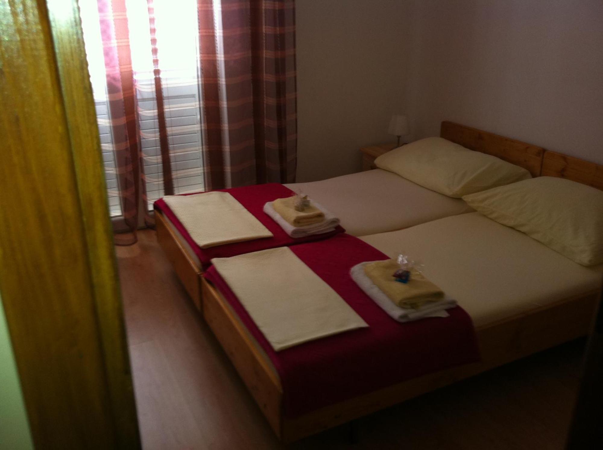Apartments Husanovic Mokošica Eksteriør billede