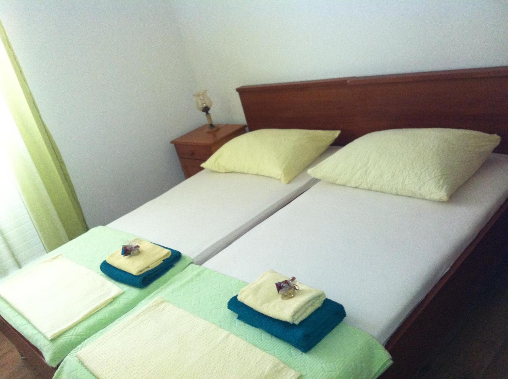 Apartments Husanovic Mokošica Eksteriør billede
